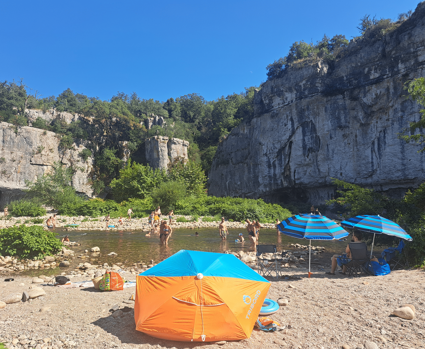 mazet-plage-berrias-castelj