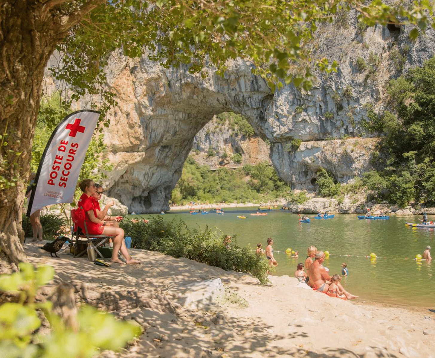 plage-pont-arc-amont